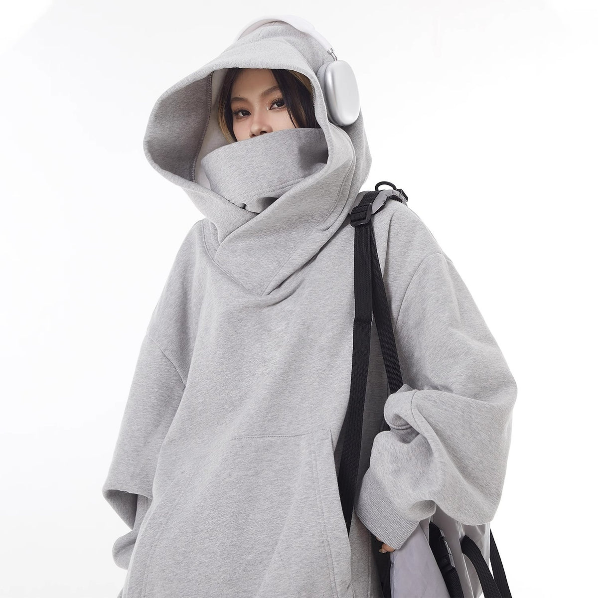 Sweat à capuche doublé en polaire à col haut et coupe ample